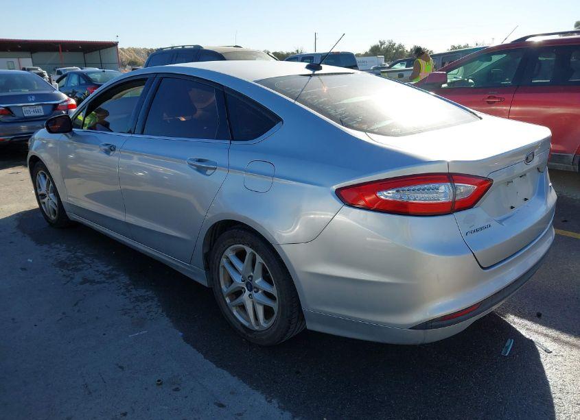 Photo 3 of 2015 Ford Fusion SE (VIN 1FA6P0H78F5127961)