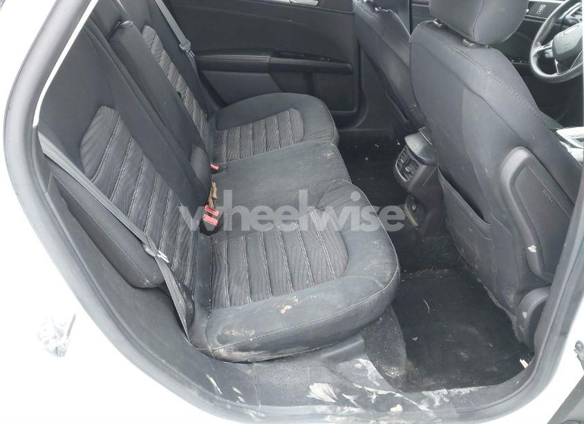 Photo 8 of 2016 Ford Fusion SE (VIN 1FA6P0H78G5108246)