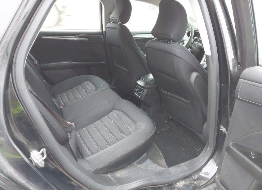 Photo 8 of 2016 Ford Fusion SE (VIN 1FA6P0H78G5117688)