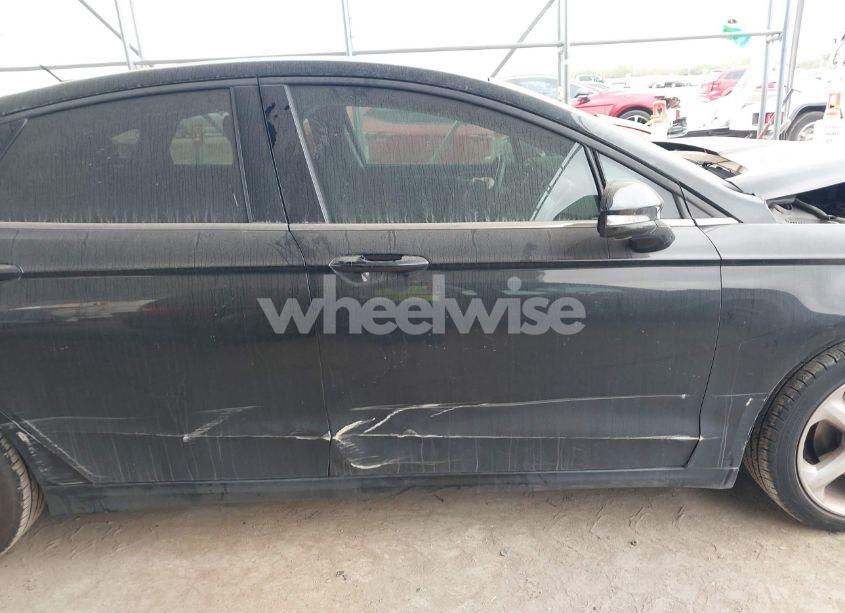 Photo 13 of 2014 Ford Fusion SE (VIN 1FA6P0H79E5351822)