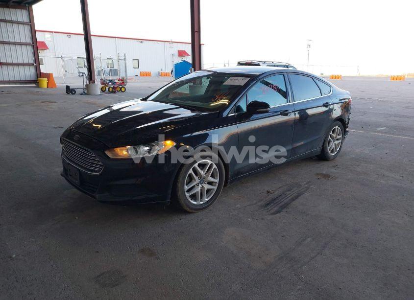 Photo 2 of 2014 Ford Fusion SE (VIN 1FA6P0H79E5365316)