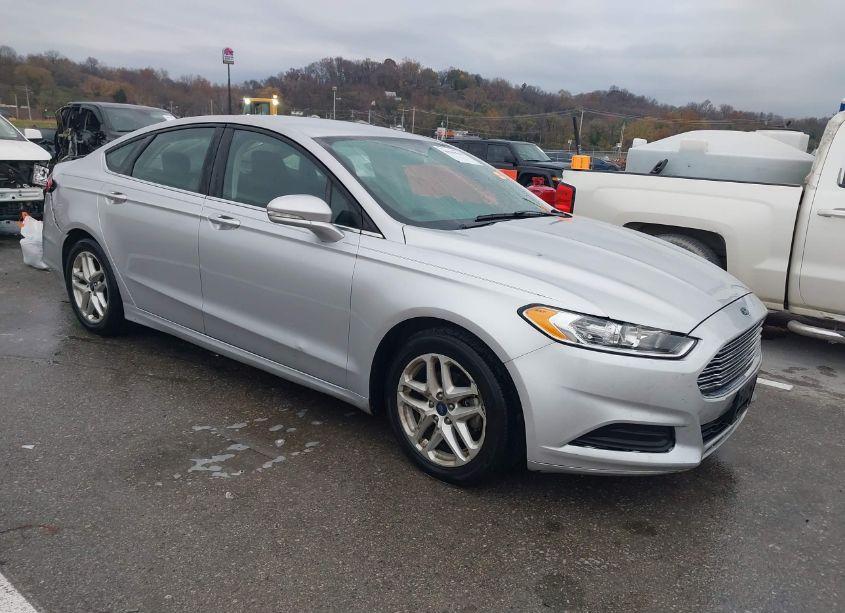 2014 Ford Fusion SE (VIN 1FA6P0H79E5388644) main photo