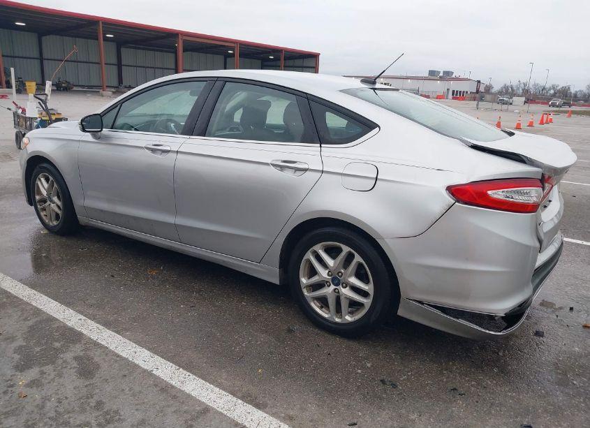 Photo 3 of 2014 Ford Fusion SE (VIN 1FA6P0H79E5388644)