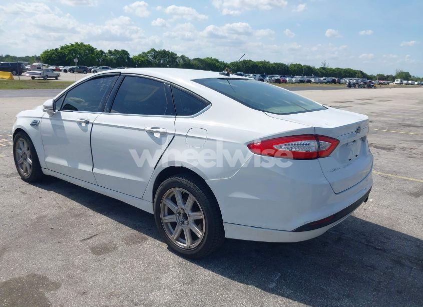 Photo 3 of 2014 Ford Fusion SE (VIN 1FA6P0H79E5391317)