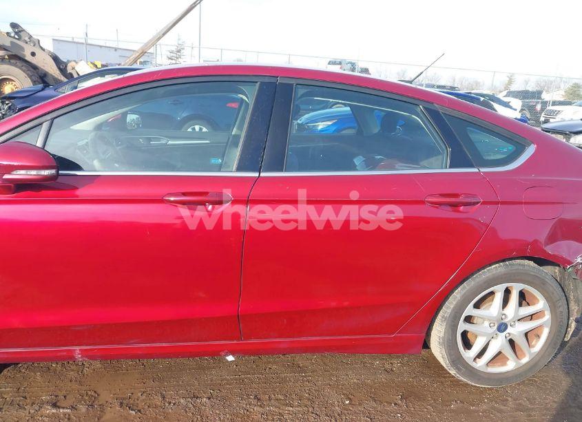 Photo 15 of 2014 Ford Fusion SE (VIN 1FA6P0H79E5392080)