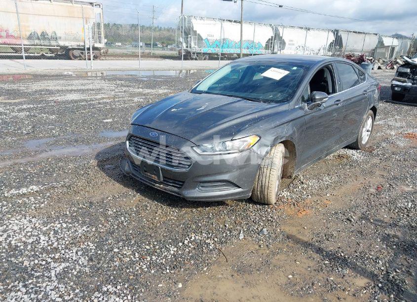 Photo 2 of 2015 Ford Fusion SE (VIN 1FA6P0H79F5107203)