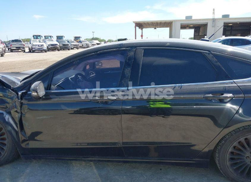 Photo 15 of 2015 Ford Fusion SE (VIN 1FA6P0H79F5107654)