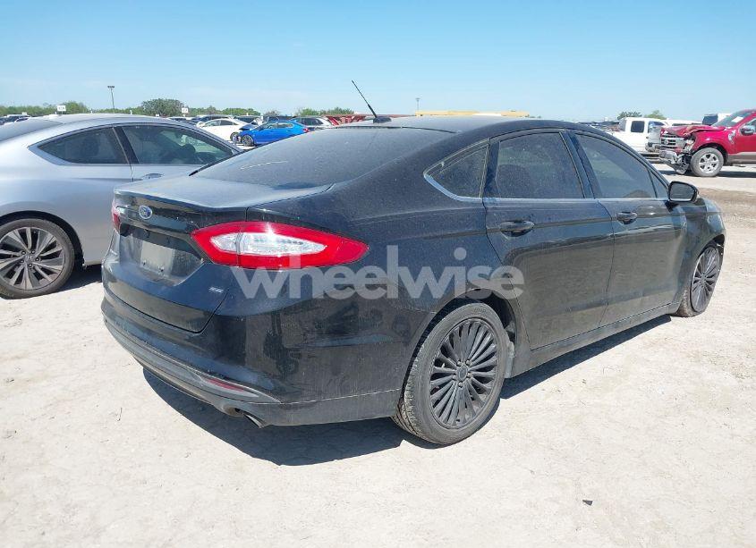 Photo 4 of 2015 Ford Fusion SE (VIN 1FA6P0H79F5107654)