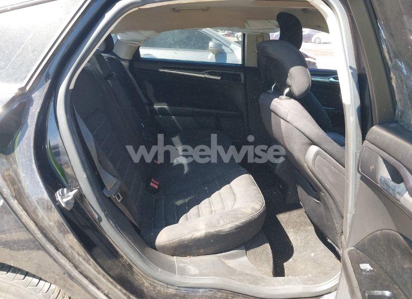 Photo 8 of 2015 Ford Fusion SE (VIN 1FA6P0H79F5107654)