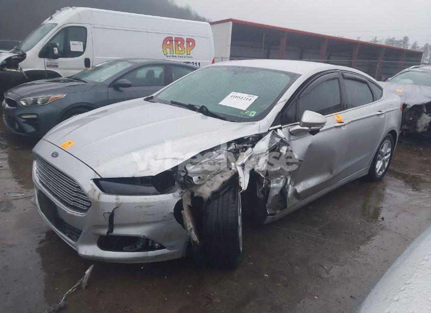 Photo 2 of 2015 Ford Fusion SE (VIN 1FA6P0H79F5115544)