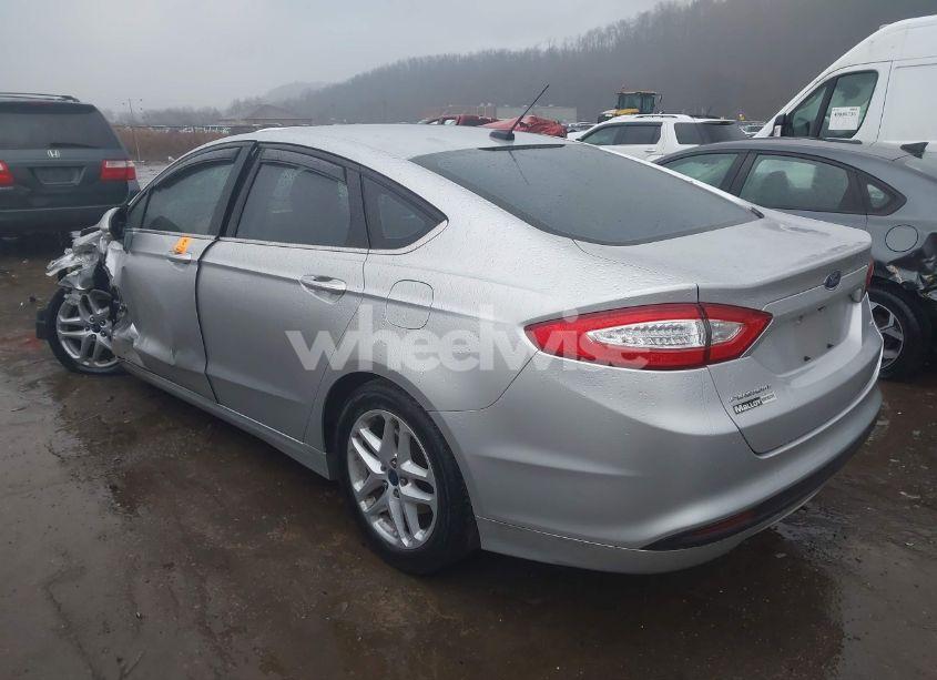 Photo 3 of 2015 Ford Fusion SE (VIN 1FA6P0H79F5115544)