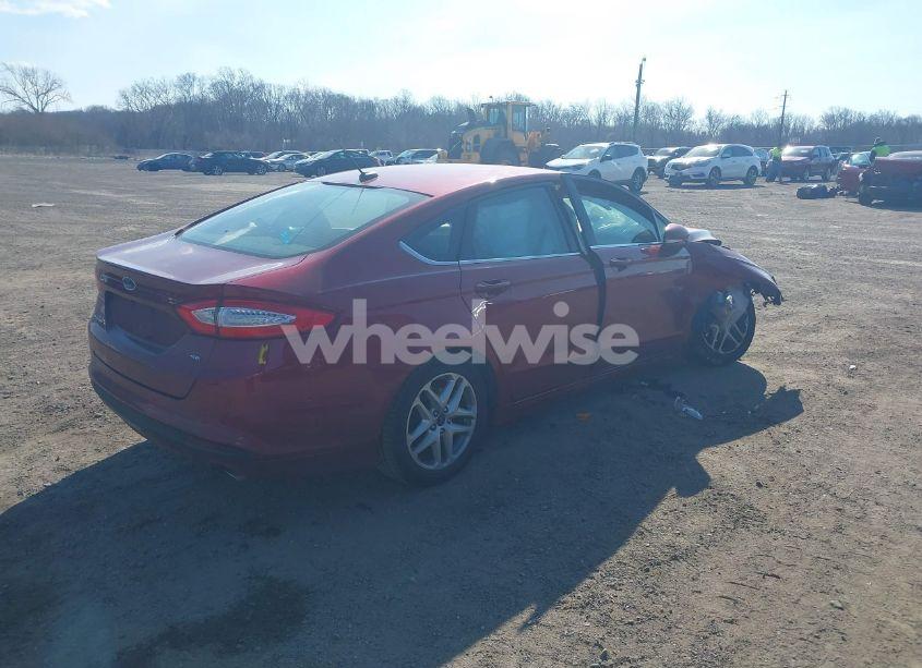 Photo 4 of 2015 Ford Fusion SE (VIN 1FA6P0H79F5117665)