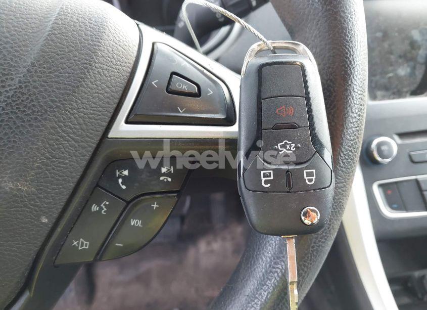 Photo 11 of 2016 Ford Fusion SE (VIN 1FA6P0H79G5106750)