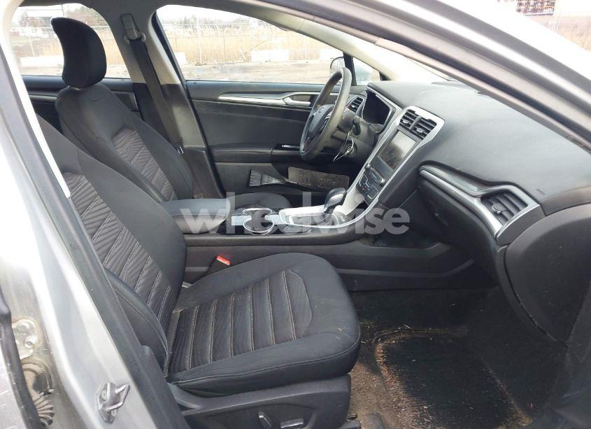 Photo 5 of 2016 Ford Fusion SE (VIN 1FA6P0H79G5106750)