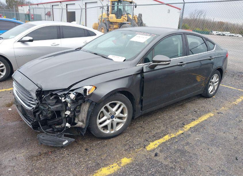 Photo 2 of 2016 Ford Fusion SE (VIN 1FA6P0H79G5130272)