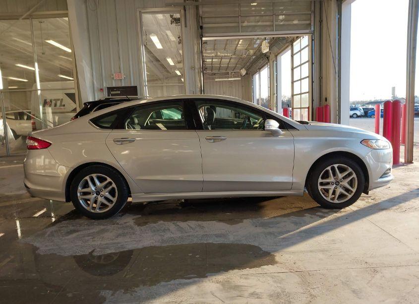 Photo 13 of 2014 Ford Fusion SE (VIN 1FA6P0H7XE5356169)