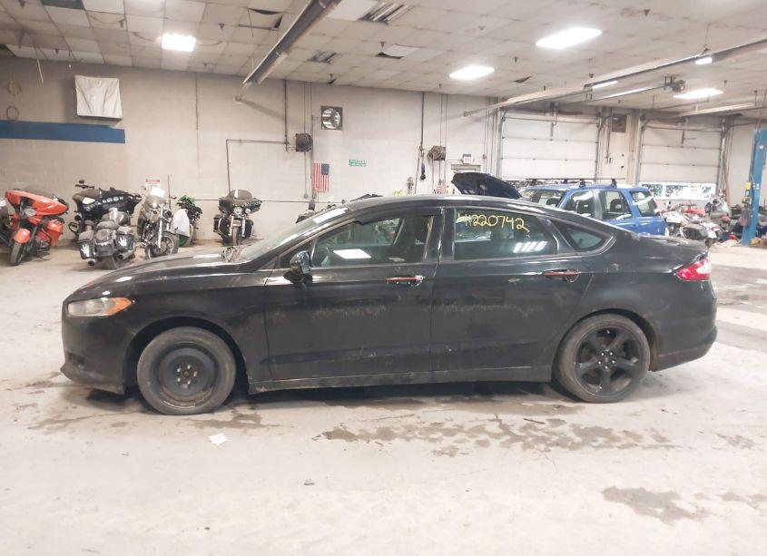 Photo 12 of 2014 Ford Fusion SE (VIN 1FA6P0H7XE5364207)