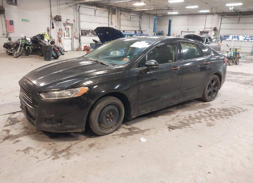 Photo 2 of 2014 Ford Fusion SE (VIN 1FA6P0H7XE5364207)