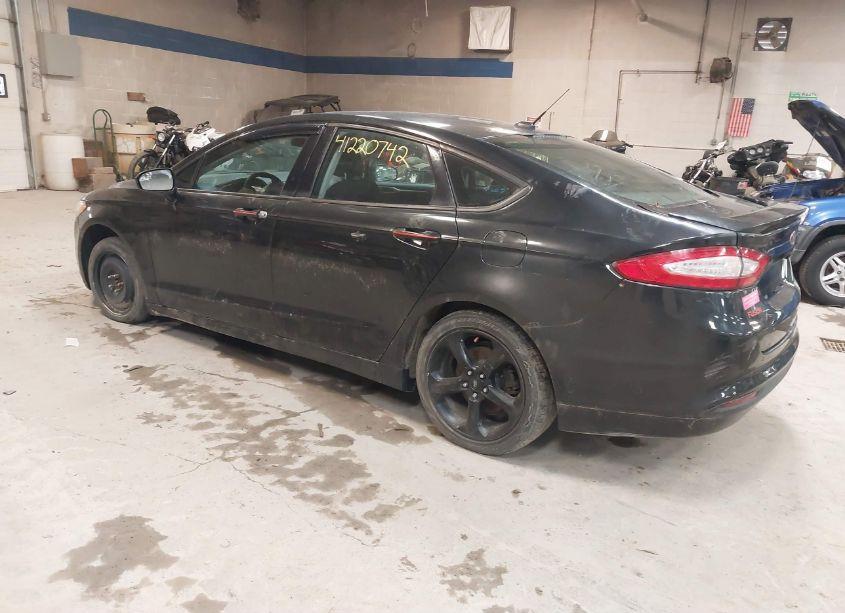 Photo 3 of 2014 Ford Fusion SE (VIN 1FA6P0H7XE5364207)