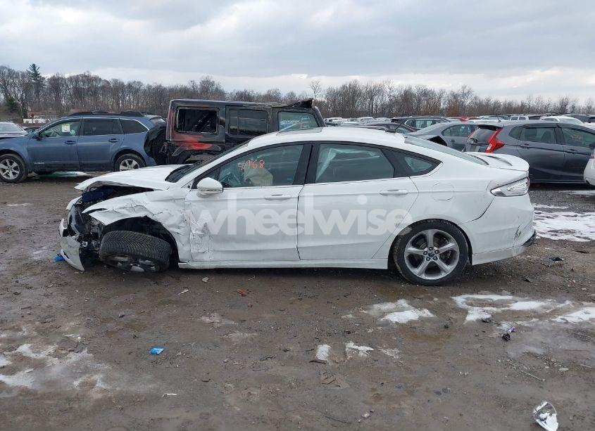Photo 14 of 2014 Ford Fusion SE (VIN 1FA6P0H7XE5373991)