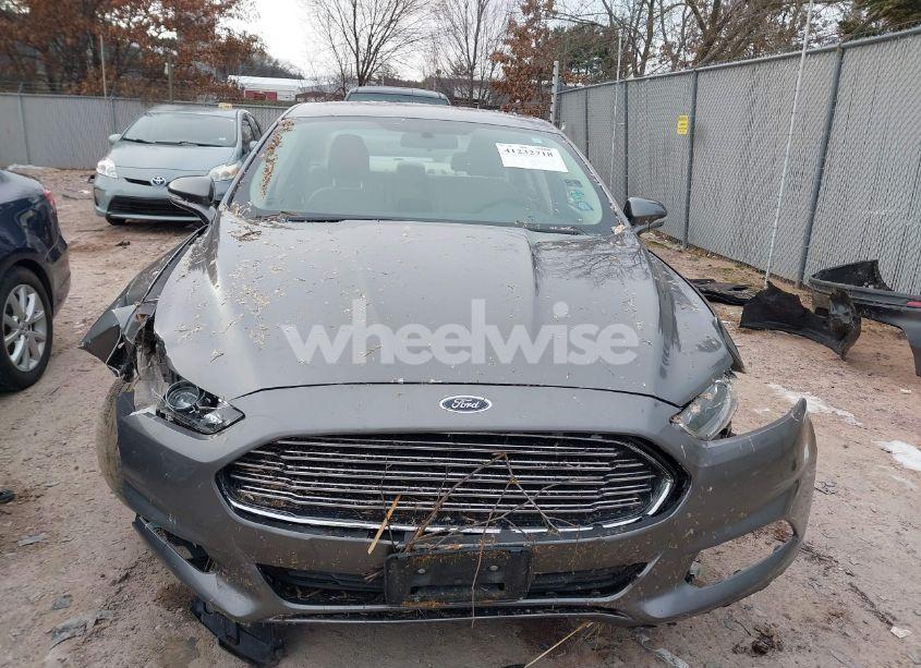 Photo 13 of 2014 Ford Fusion SE (VIN 1FA6P0H7XE5392105)
