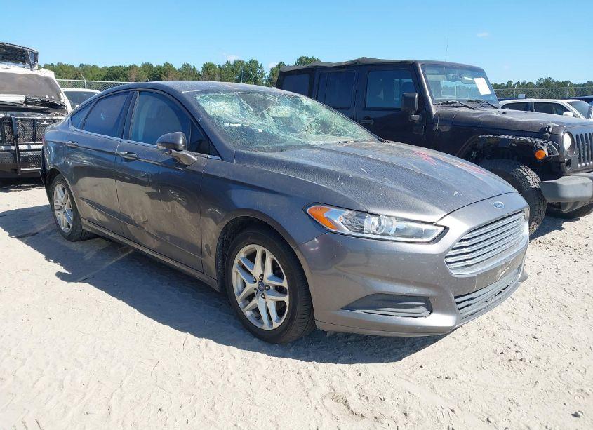 2014 Ford Fusion SE (VIN 1FA6P0H7XE5403796) main photo