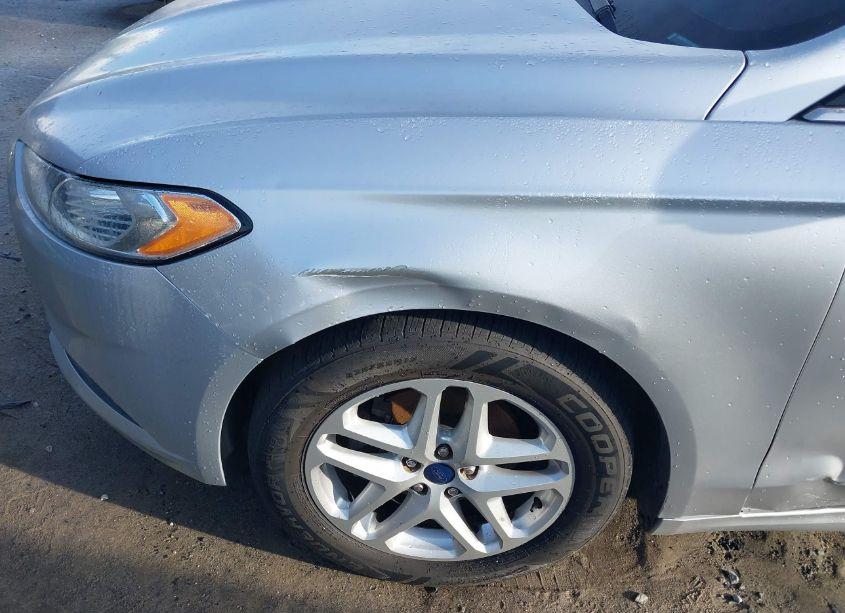 Photo 14 of 2015 Ford Fusion SE (VIN 1FA6P0H7XF5109350)
