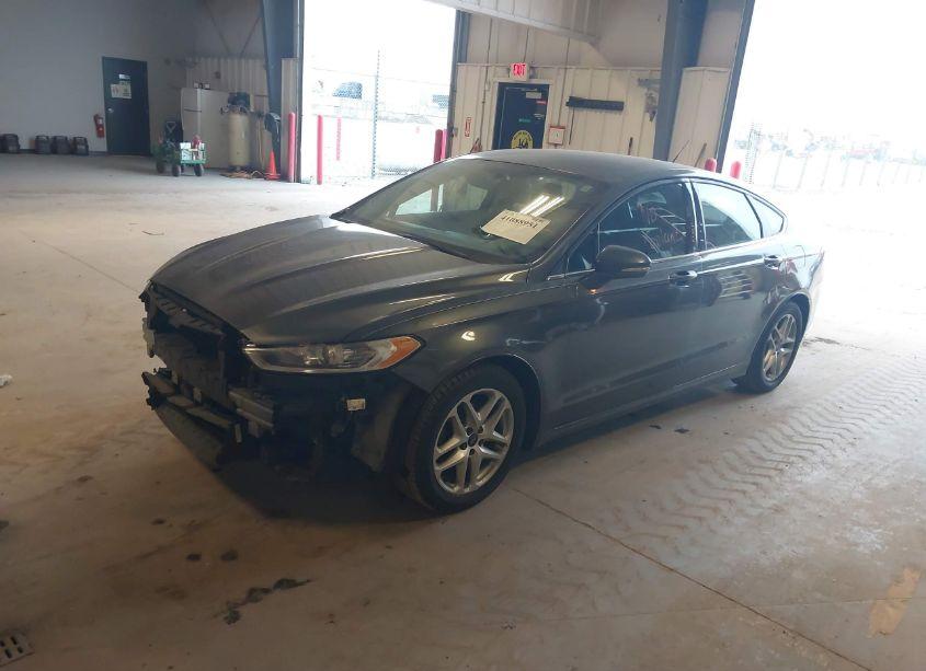 Photo 2 of 2015 Ford Fusion SE (VIN 1FA6P0H7XF5120266)