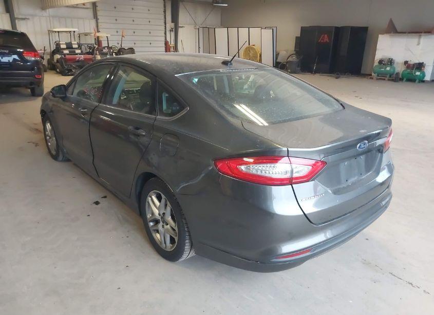 Photo 3 of 2015 Ford Fusion SE (VIN 1FA6P0H7XF5120266)