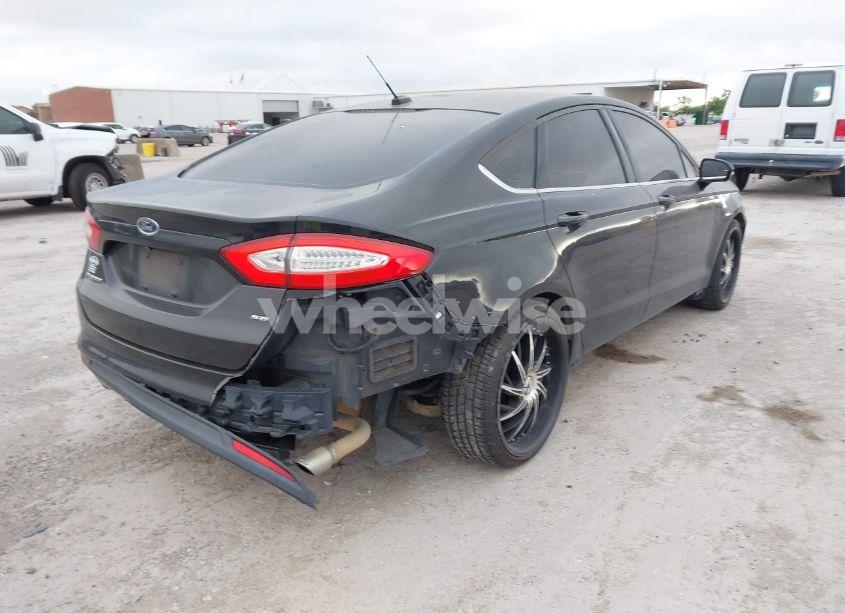 Photo 6 of 2015 Ford Fusion SE (VIN 1FA6P0H7XF5128058)