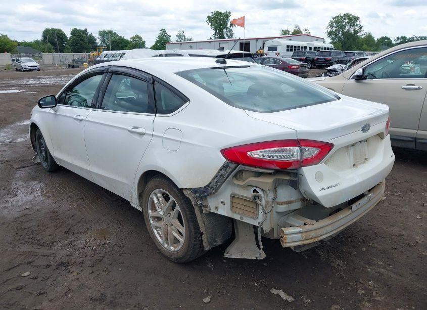 Photo 3 of 2016 Ford Fusion SE (VIN 1FA6P0H7XG5103971)