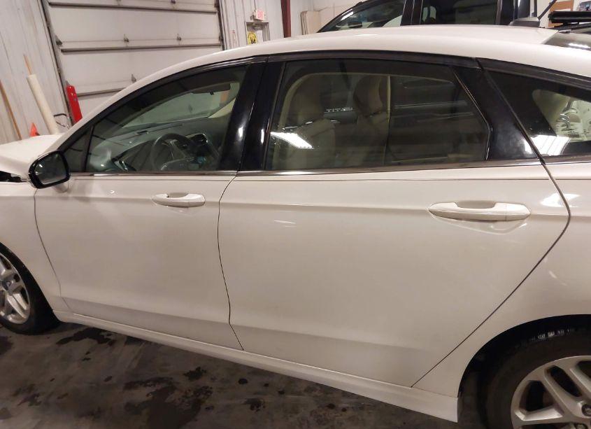 Photo 14 of 2016 Ford Fusion SE (VIN 1FA6P0H7XG5104358)