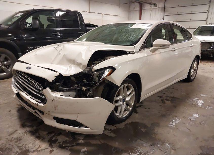 Photo 2 of 2016 Ford Fusion SE (VIN 1FA6P0H7XG5104358)