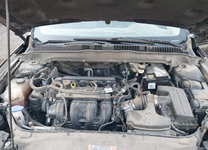 Photo 10 of 2016 Ford Fusion SE (VIN 1FA6P0H7XG5108359)