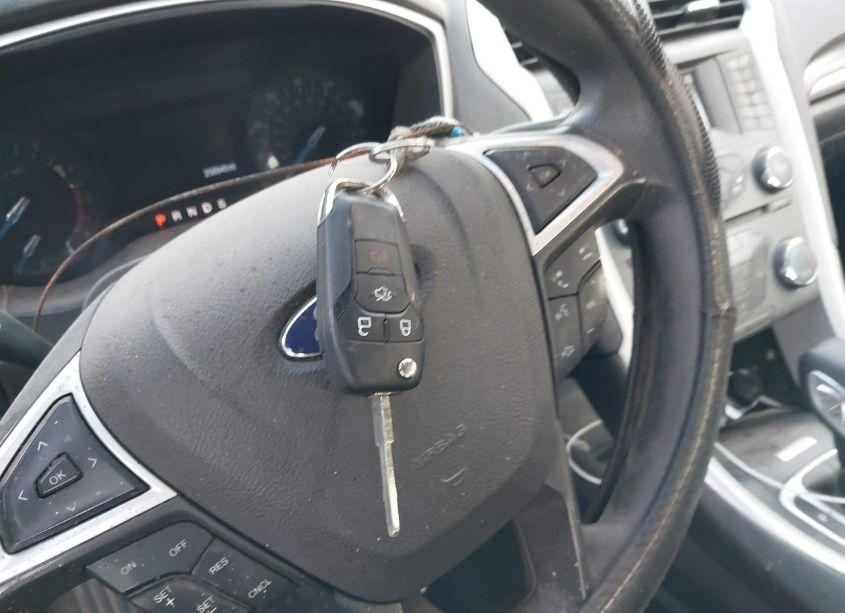 Photo 11 of 2016 Ford Fusion SE (VIN 1FA6P0H7XG5108359)