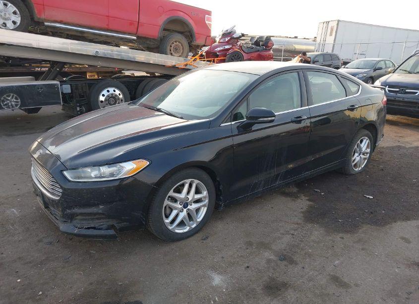 Photo 2 of 2016 Ford Fusion SE (VIN 1FA6P0H7XG5108359)