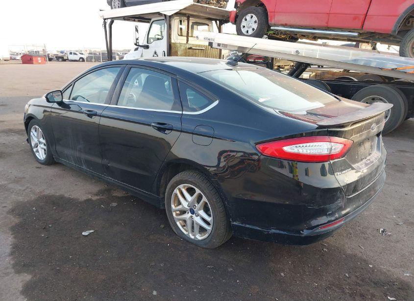 Photo 3 of 2016 Ford Fusion SE (VIN 1FA6P0H7XG5108359)
