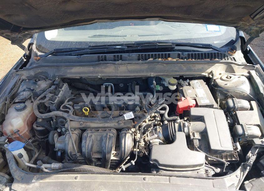 Photo 10 of 2016 Ford Fusion SE (VIN 1FA6P0H7XG5114601)