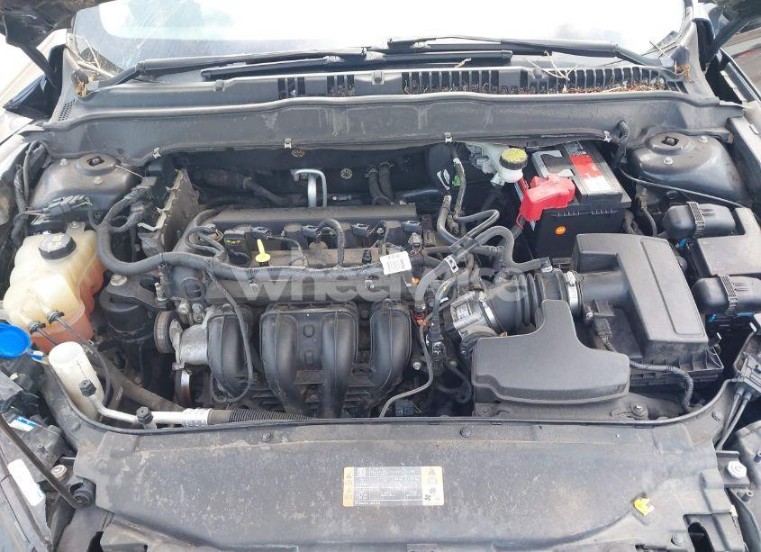 Photo 10 of 2016 Ford Fusion SE (VIN 1FA6P0H7XG5117675)