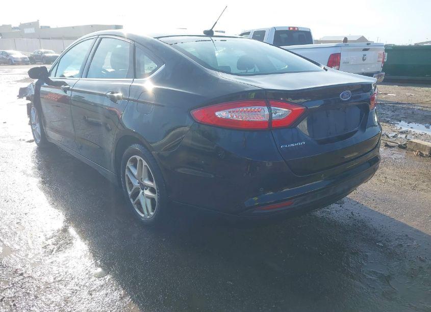 Photo 3 of 2016 Ford Fusion SE (VIN 1FA6P0H7XG5131513)