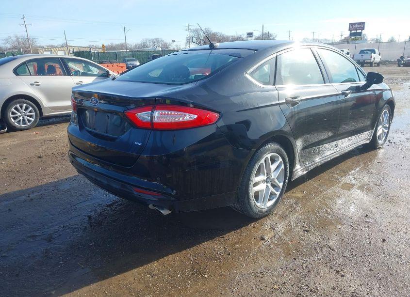 Photo 4 of 2016 Ford Fusion SE (VIN 1FA6P0H7XG5131513)