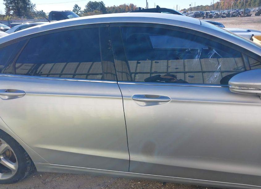 Photo 13 of 2014 Ford Fusion SE (VIN 1FA6P0HD0E5366571)