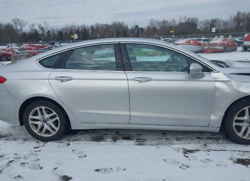 Photo 13 of 2014 Ford Fusion SE (VIN 1FA6P0HD0E5376081)