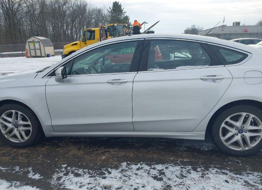 Photo 14 of 2014 Ford Fusion SE (VIN 1FA6P0HD0E5376081)