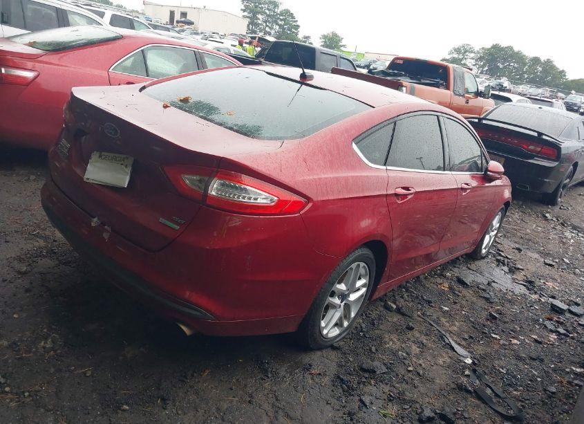 Photo 4 of 2014 Ford Fusion SE (VIN 1FA6P0HD0E5379966)