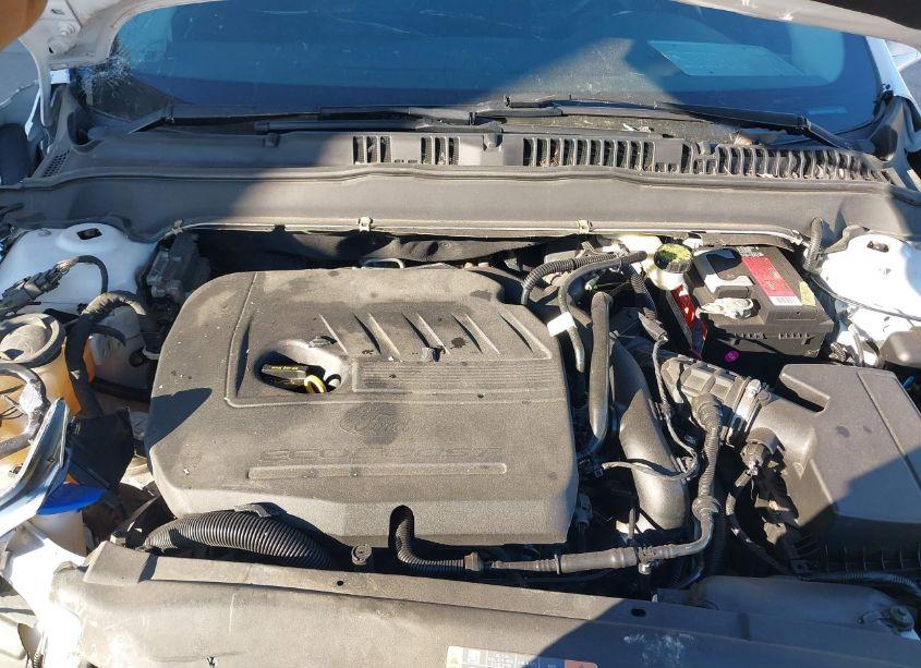 Photo 10 of 2015 Ford Fusion SE (VIN 1FA6P0HD0F5119133)