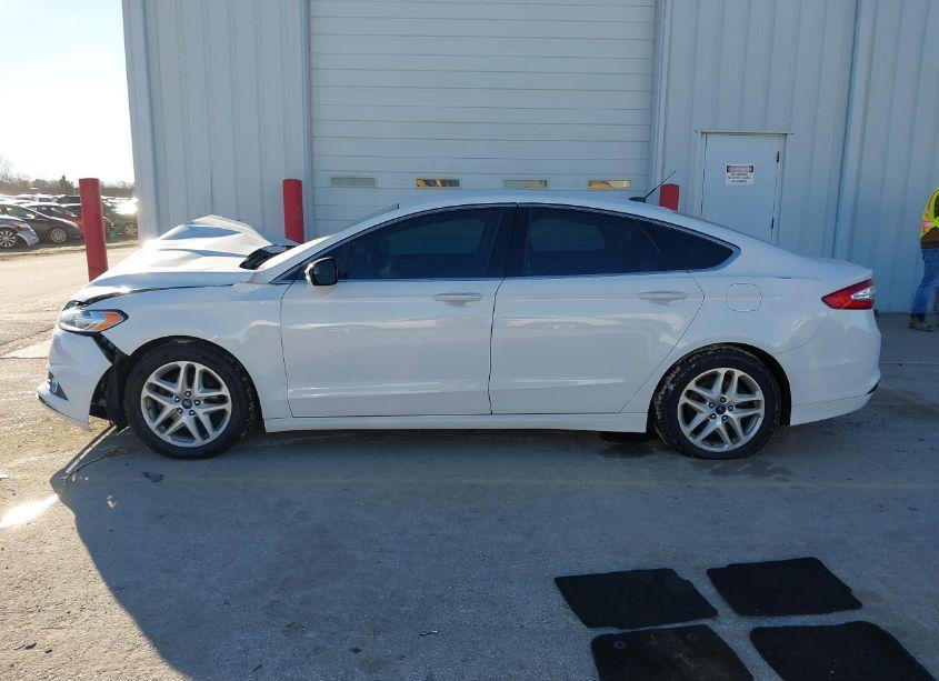 Photo 15 of 2015 Ford Fusion SE (VIN 1FA6P0HD0F5119133)