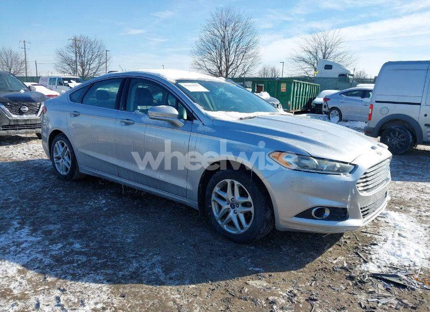 2014 Ford Fusion SE (VIN 1FA6P0HD1E5373867) main photo