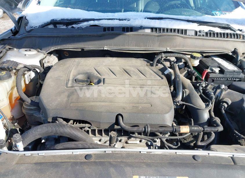 Photo 10 of 2014 Ford Fusion SE (VIN 1FA6P0HD1E5373867)