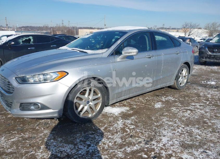 Photo 6 of 2014 Ford Fusion SE (VIN 1FA6P0HD1E5373867)